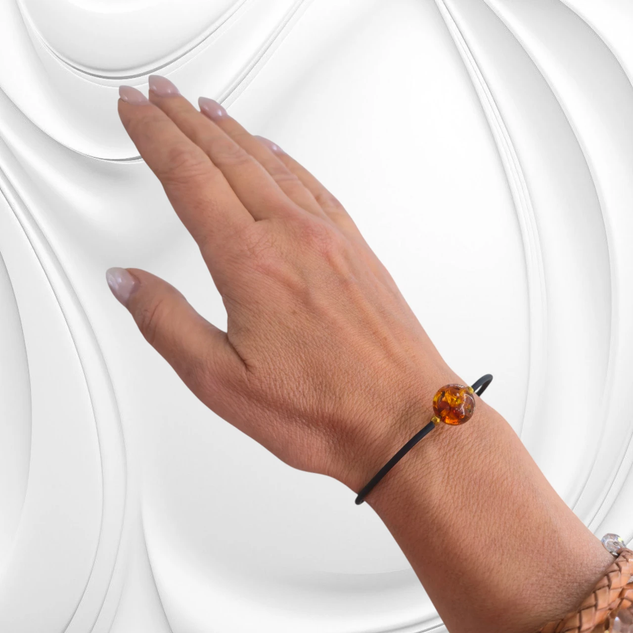 BRABUR96 biżuteria kamienie naturalne bransoletka z bursztynem an drucie pamięciowym pokrytym kauczukiem