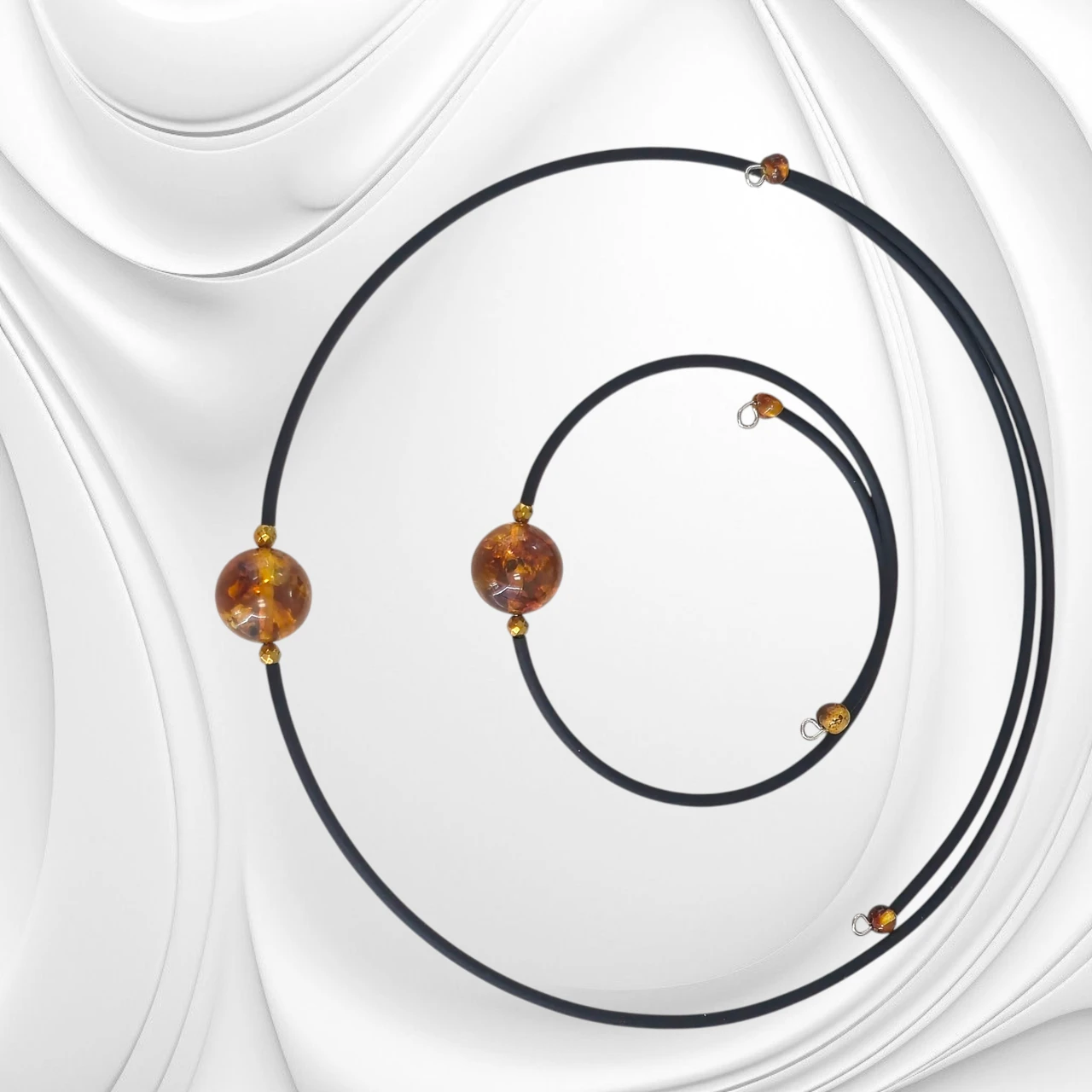 BRABUR96 biżuteria kamienie naturalne bransoletka z bursztynem an drucie pamięciowym pokrytym kauczukiem