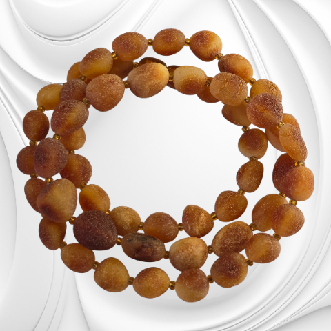 Naszyjnik z matowych bryłek bursztynu z przekładkami z hematytu