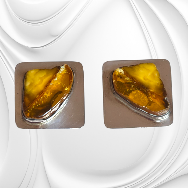 eleganckie srebrne kolczyki z bursztynem
