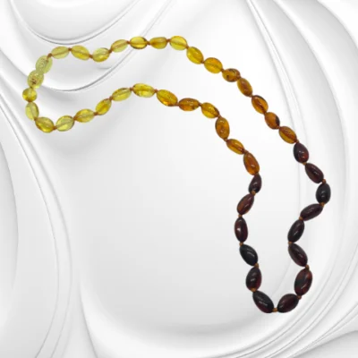 Cieniowany naszyjnik z łezek bursztynu – od słonecznego po ciemny koniak