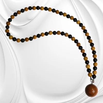 Wyjątkowy naszyjnik z kulek bursztynu z odłączaną zawieszką – srebrne zapięcie