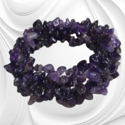 Szeroka bransoletka z ametystów na gumce jubilerskiej