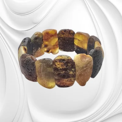 Wyjątkowa bransoletka z naturalnego surowego bałtyckiego bursztynu na gumce jubilerskiej