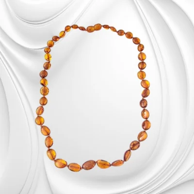 Naszyjnik z łezek naturalnego polerowanego bursztynu bałtyckiego w odcieniu koniaku