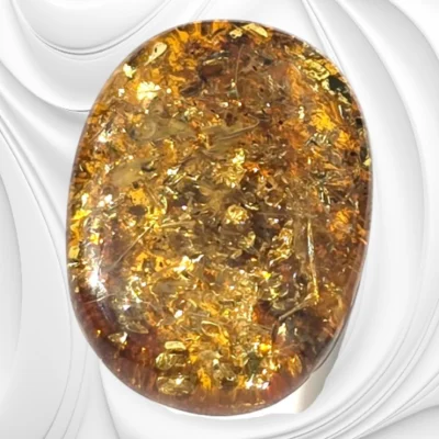 Pierścionek z naturalnego bursztynu bałtyckiego na srebrnej regulowanej obrączce