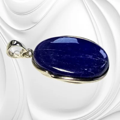 Srebrna zawieszka z lapis lazuli – elegancka zawieszka z naturalnym kamieniem