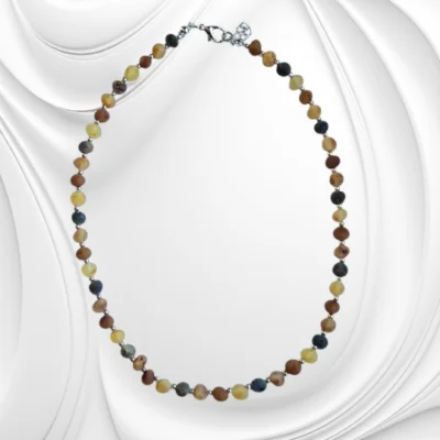 Naszyjnik z kolorowych matowych bryłek bursztynu bałtyckiego – naturalny naszyjnik bursztynowy
