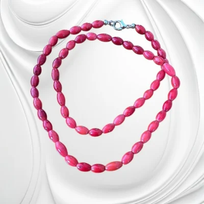 Elegancki naszyjnik z drobnych łezek korala